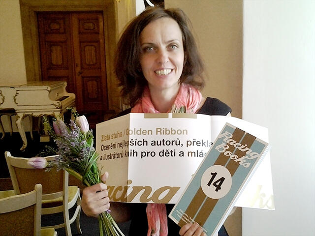 Petra Dvořáková sbírá ocenění za dětskou knihu Julie mezi slovy