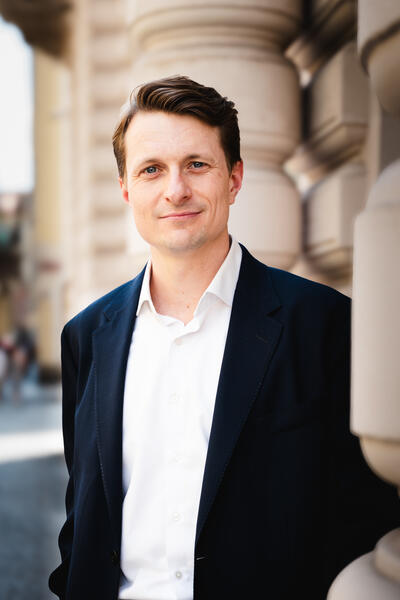 Filip J. Scherf