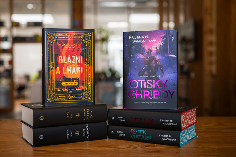 „Toho, že píšeme obsáhlé ságy, rozhodně nelitujeme,“ shodují se autoři fantasy sérií Koruna snů a Zlatá grai