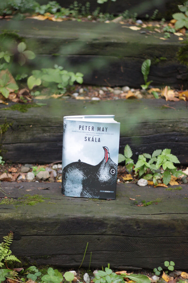 Vychází první část celosvětově proslulé Trilogie z ostrova Lewis