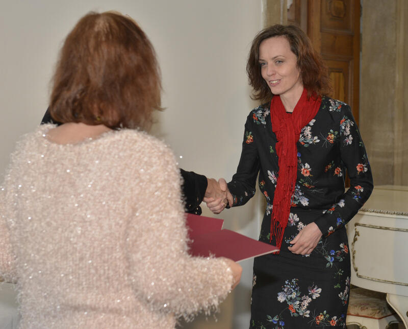 Julie mezi slovy oceněna v anketě SUK – Čteme všichni
