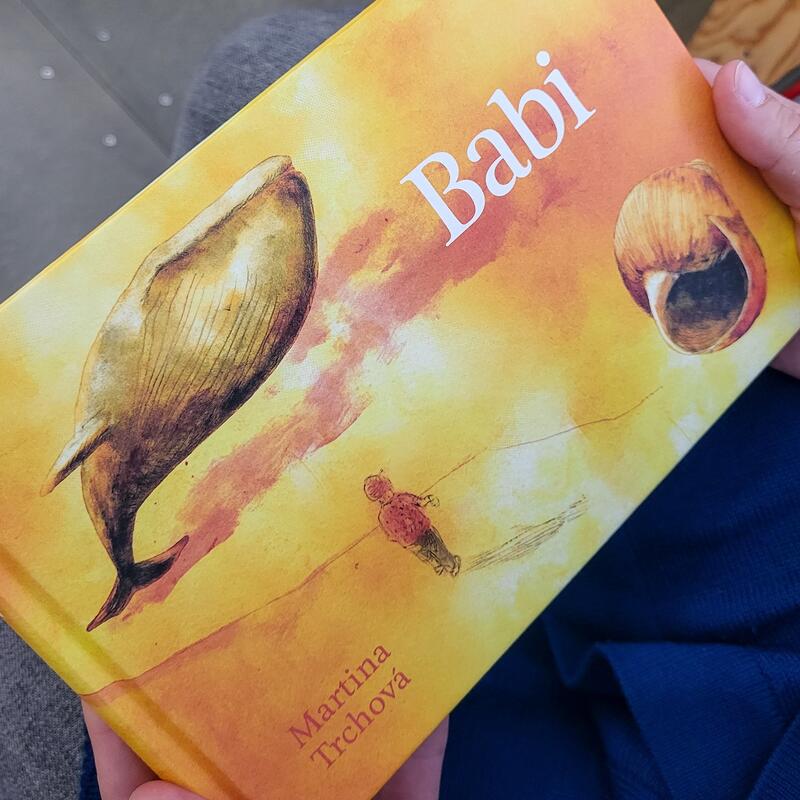 Posílám ti velrybu, babi…