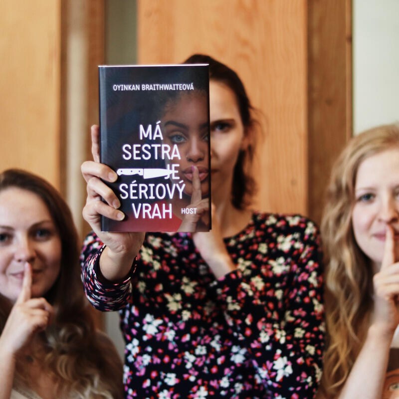 Má sestra je sériový vrah… A co s tím?